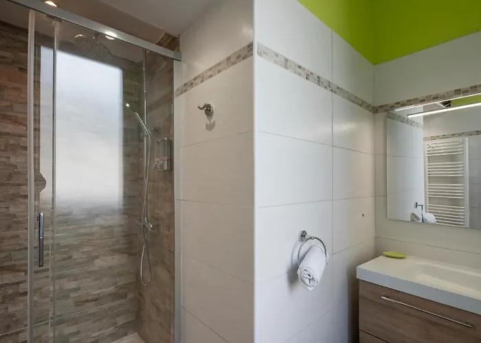 Dore - T2 Bis Avec Wifi Et Capacite 6 Pers - Fr-1-608-33 * Le Mont-Dore